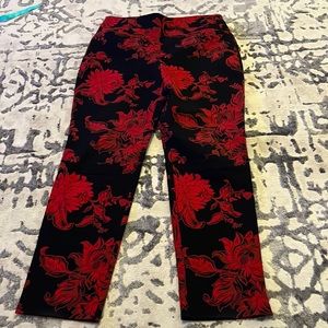 Chico’s Floral Dress Crop Pants size 8